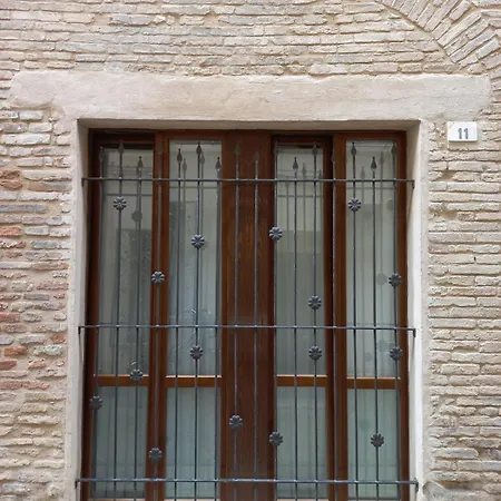 Tra Il Centro E Il Mare Apartman